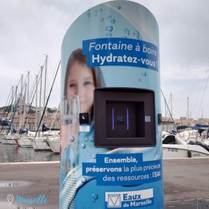 Fontaine à eau hôtel : une alternative écologique pour limiter les  bouteilles plastiques - Fontaineo